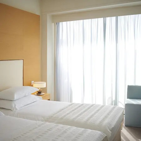 Отель Capo Bay 5*