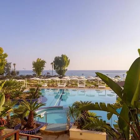 Отель Capo Bay 5*